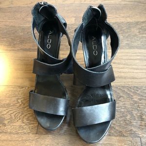 Aldo Black Leather & Wood Wedge | Size 39